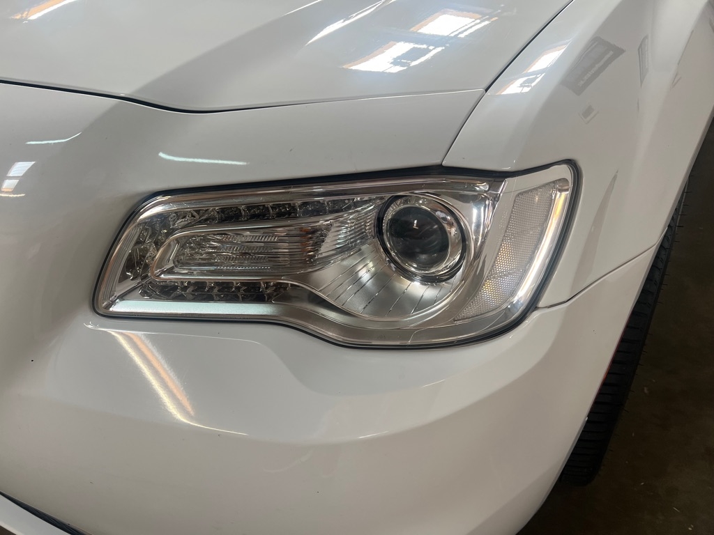 Chrysler 300 Touring L RWD *Ltd Avail* 2019