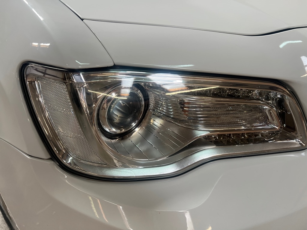 Chrysler 300 Touring L RWD *Ltd Avail* 2019