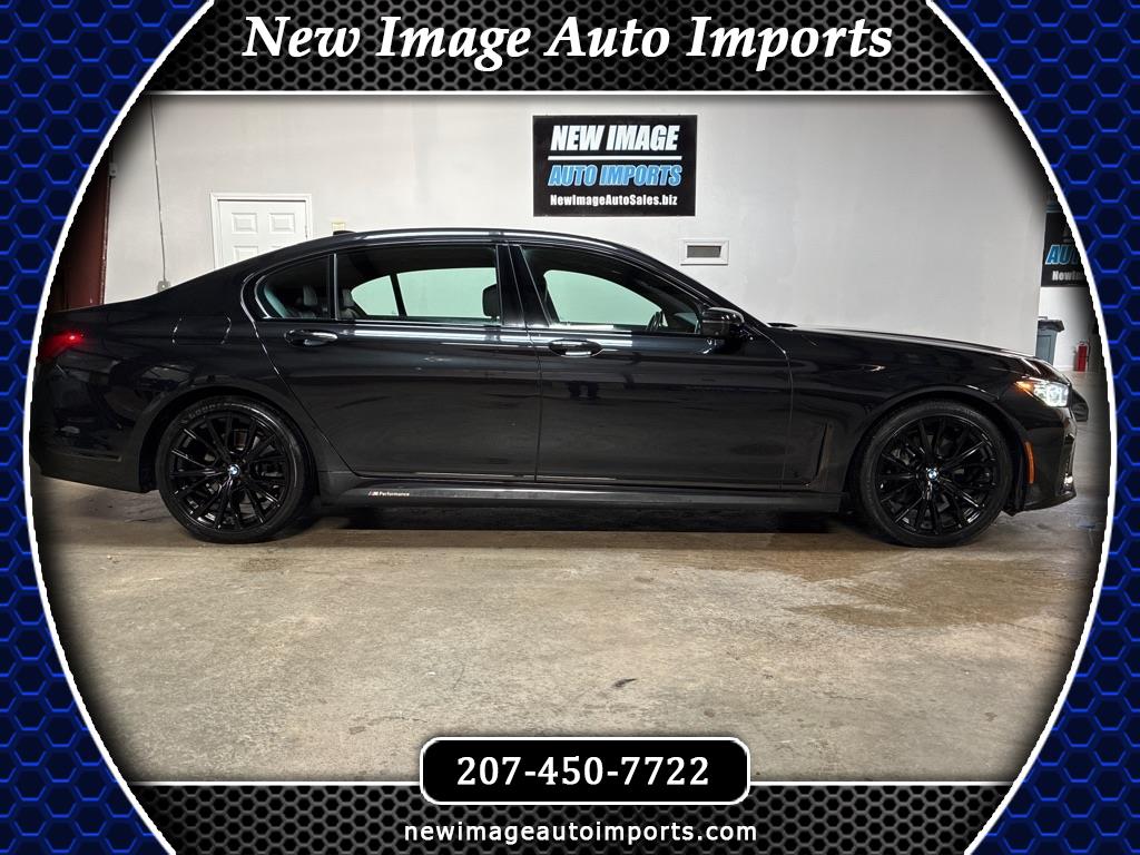 2022 BMW 7 Series 740i