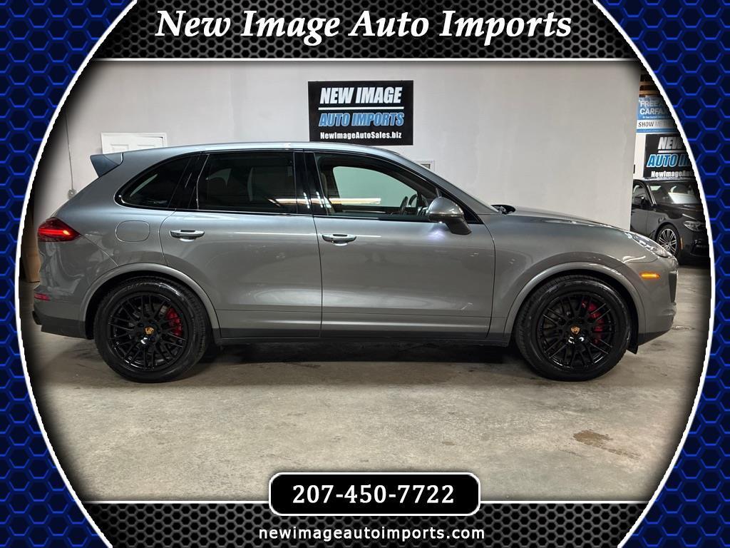 2016 Porsche Cayenne AWD 4dr Turbo