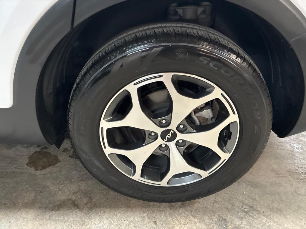 2022 Kia Telluride EX - Photo 13