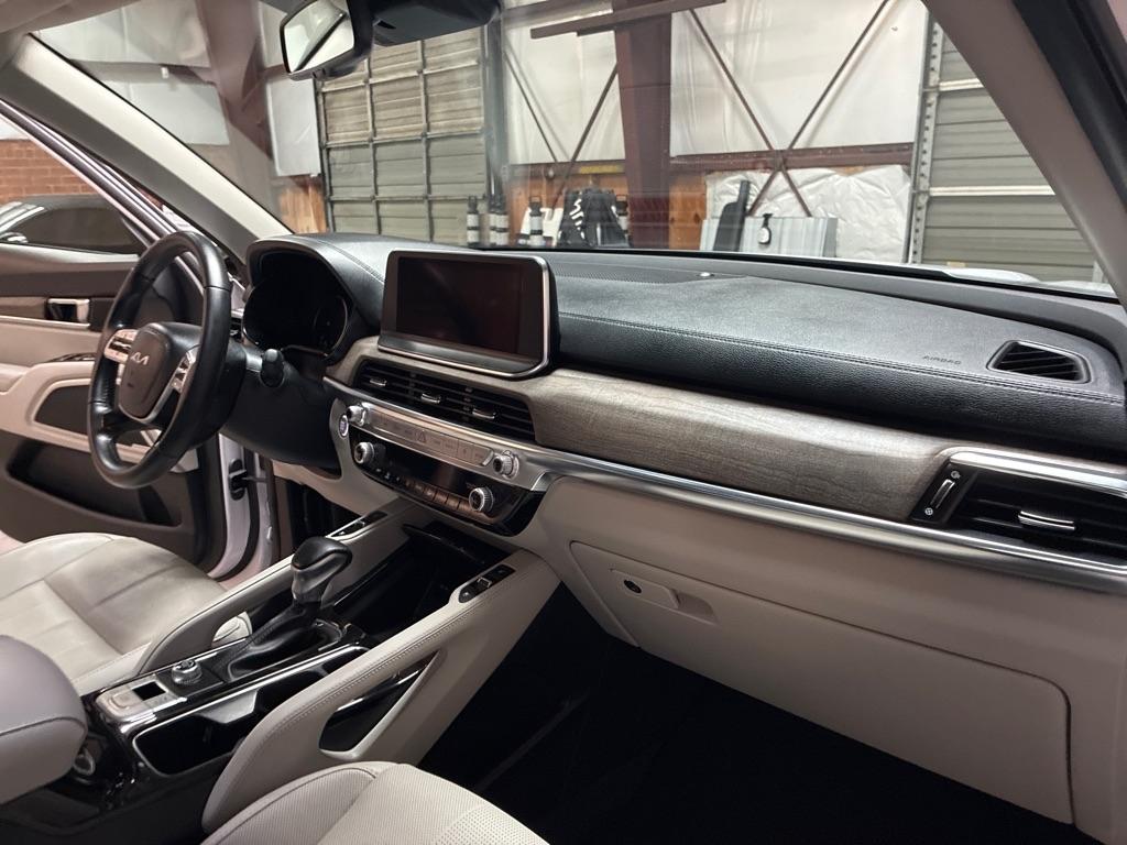 2022 Kia Telluride EX - Photo 23