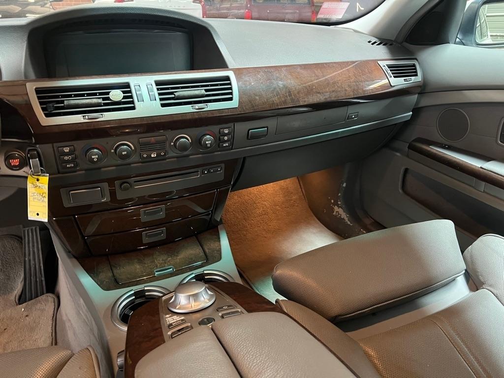 BMW 7 Series 745Li 4dr Sdn 2004