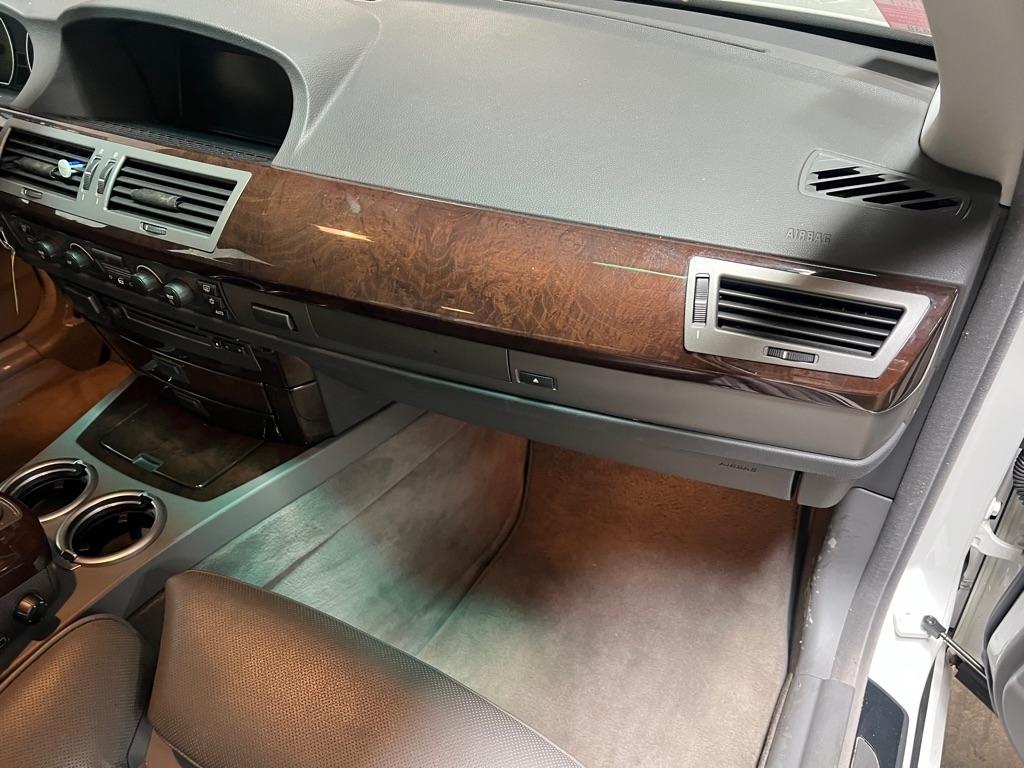 BMW 7 Series 745Li 4dr Sdn 2004