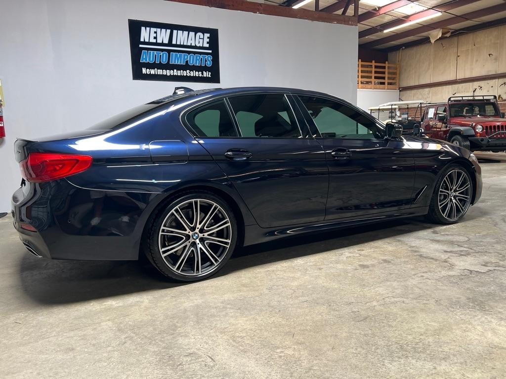BMW 5 Series 540i Sedan 2020