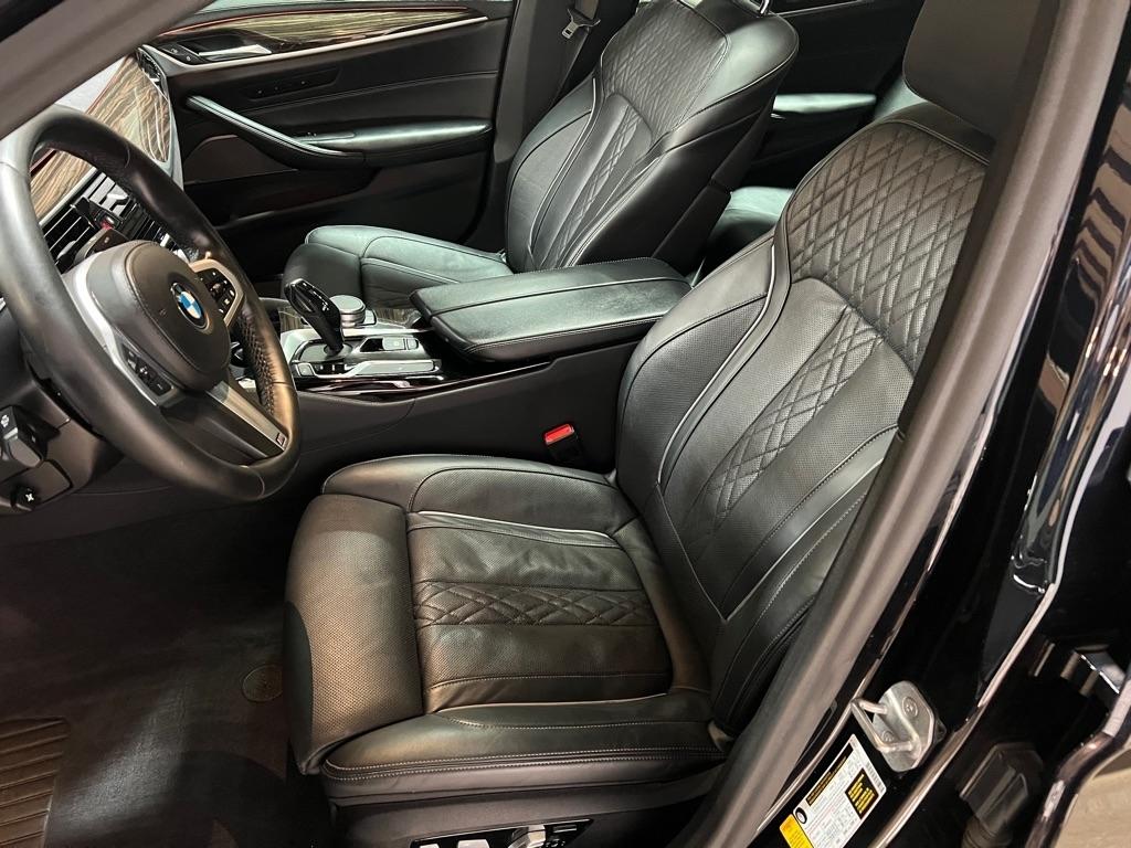 BMW 5 Series 540i Sedan 2020