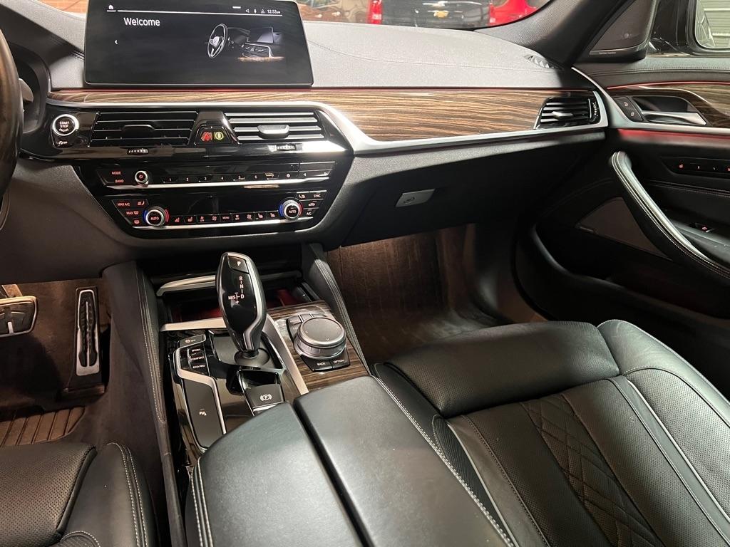 BMW 5 Series 540i Sedan 2020