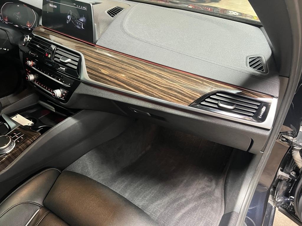 BMW 5 Series 540i Sedan 2020