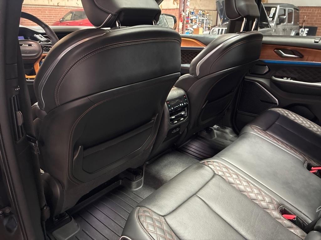 Jeep Grand Cherokee Summit Reserve 4x4 2023