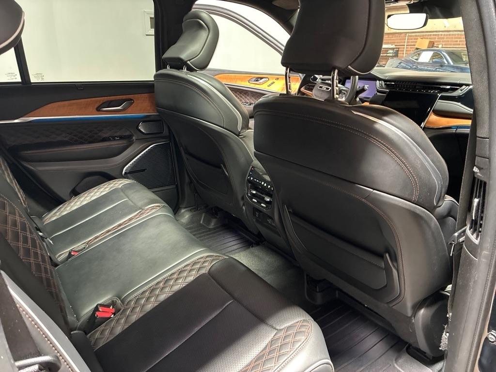 Jeep Grand Cherokee Summit Reserve 4x4 2023