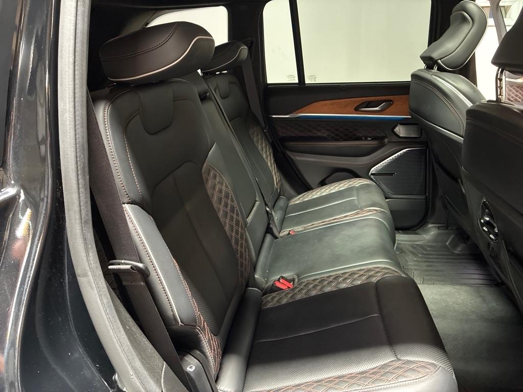 Jeep Grand Cherokee Summit Reserve 4x4 2023