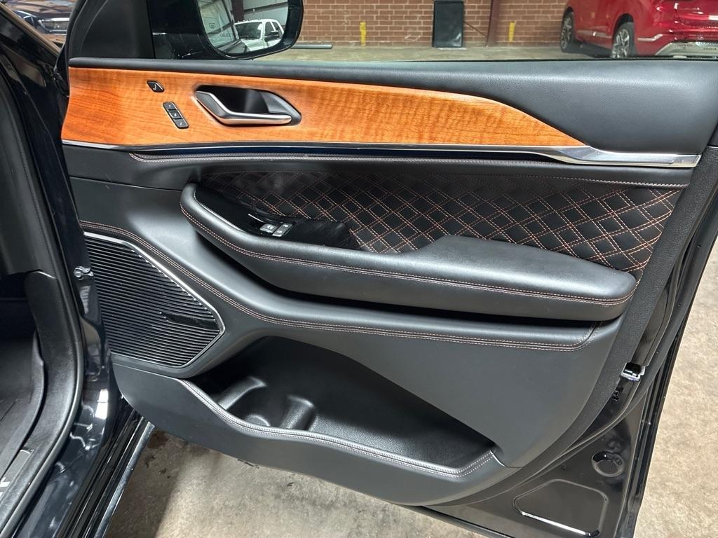 Jeep Grand Cherokee Summit Reserve 4x4 2023