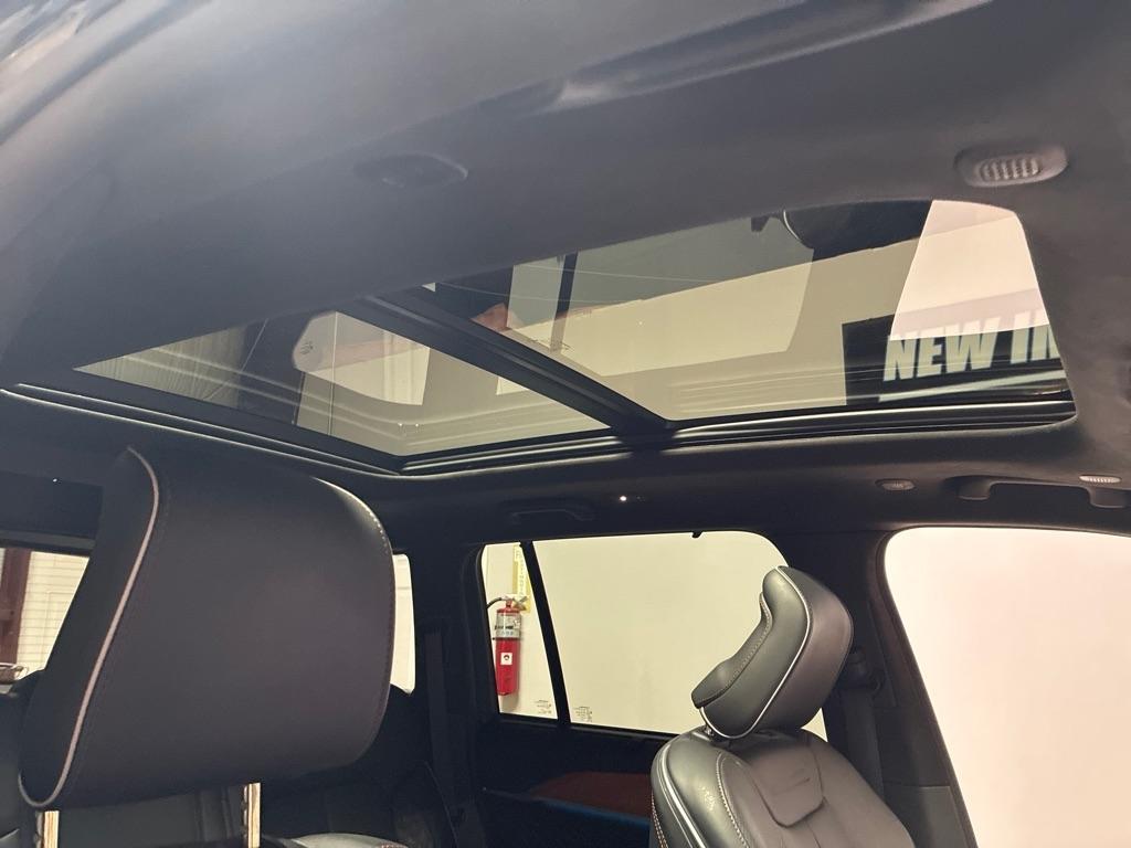 Jeep Grand Cherokee Summit Reserve 4x4 2023