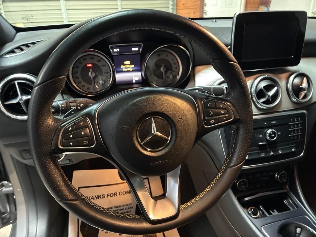 Mercedes-Benz GLA FWD 4dr GLA 250 2016