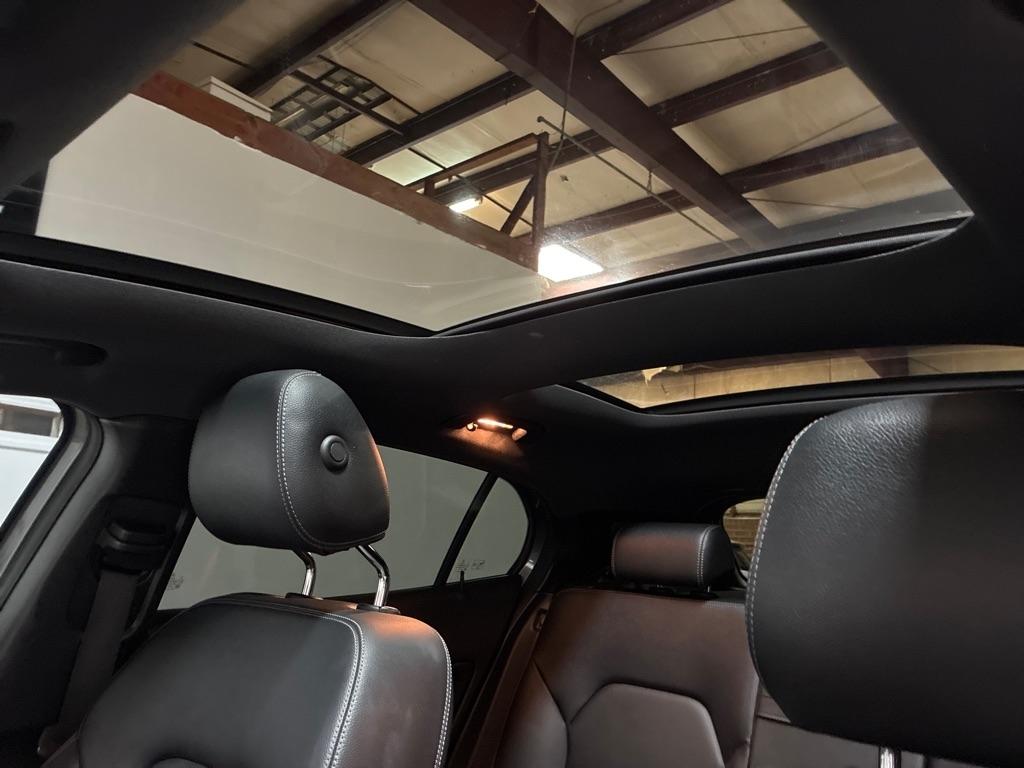 Mercedes-Benz GLA FWD 4dr GLA 250 2016
