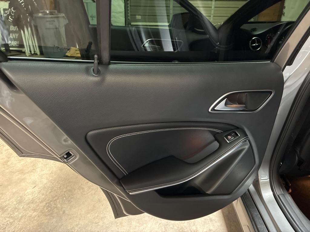 Mercedes-Benz GLA FWD 4dr GLA 250 2016