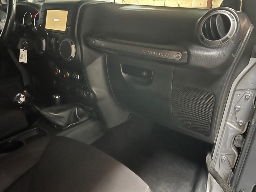 Jeep Wrangler 4WD 2dr Sport 2014