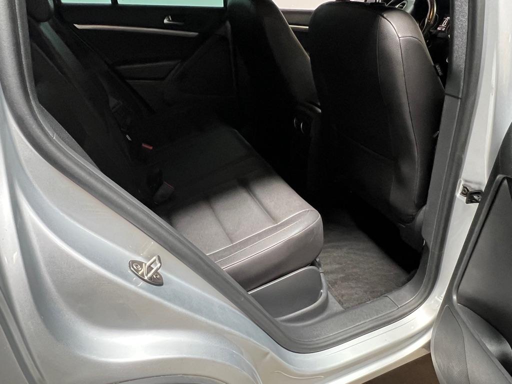 Volkswagen Tiguan 2WD 4dr Auto S 2016