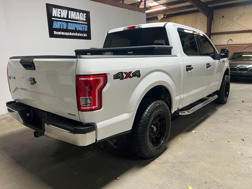 Ford F-150 4WD SuperCrew 145" XLT 2015