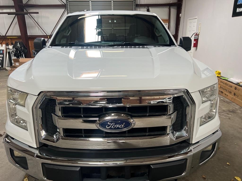 Ford F-150 4WD SuperCrew 145" XLT 2015