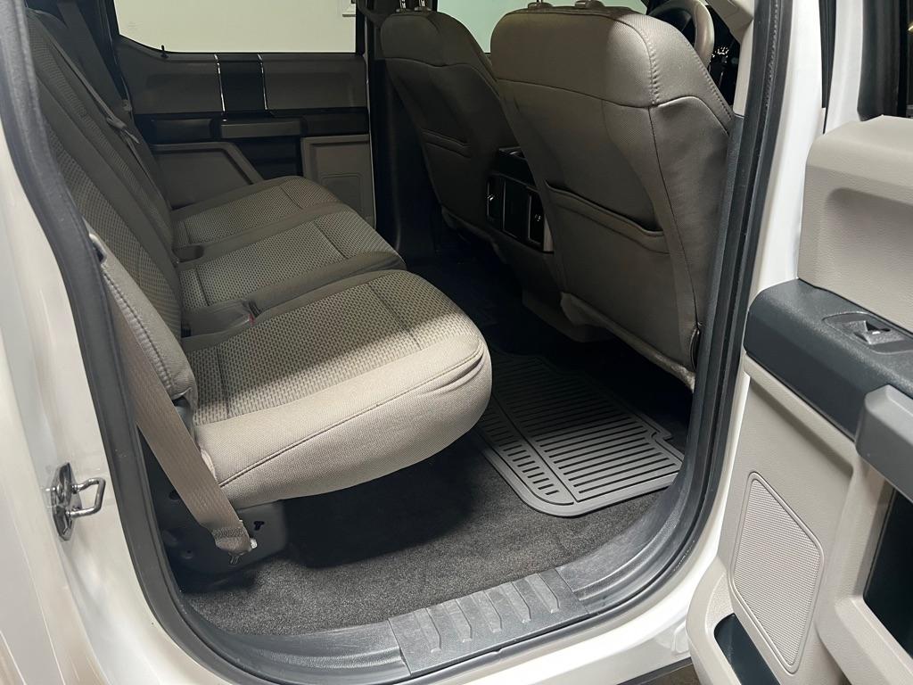 Ford F-150 4WD SuperCrew 145" XLT 2015