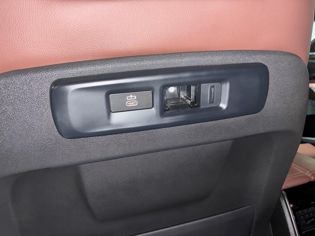 BMW X5 xDrive40i Sports Activity Vehicle 2020