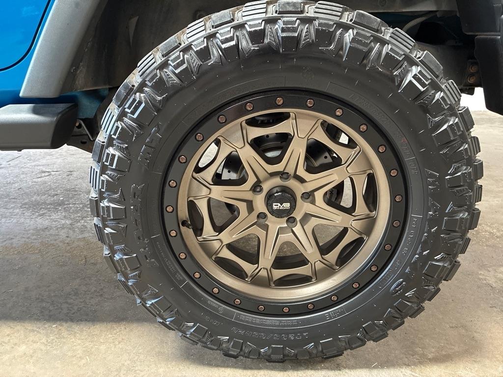 Jeep Wrangler Unlimited 4WD 4dr Sport 2015