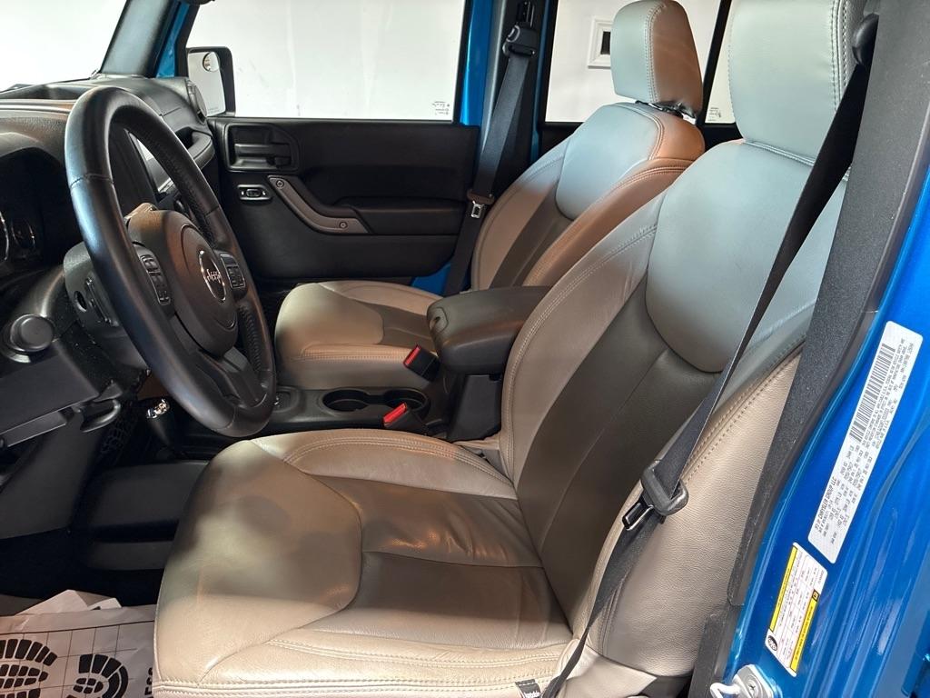 Jeep Wrangler Unlimited 4WD 4dr Sport 2015