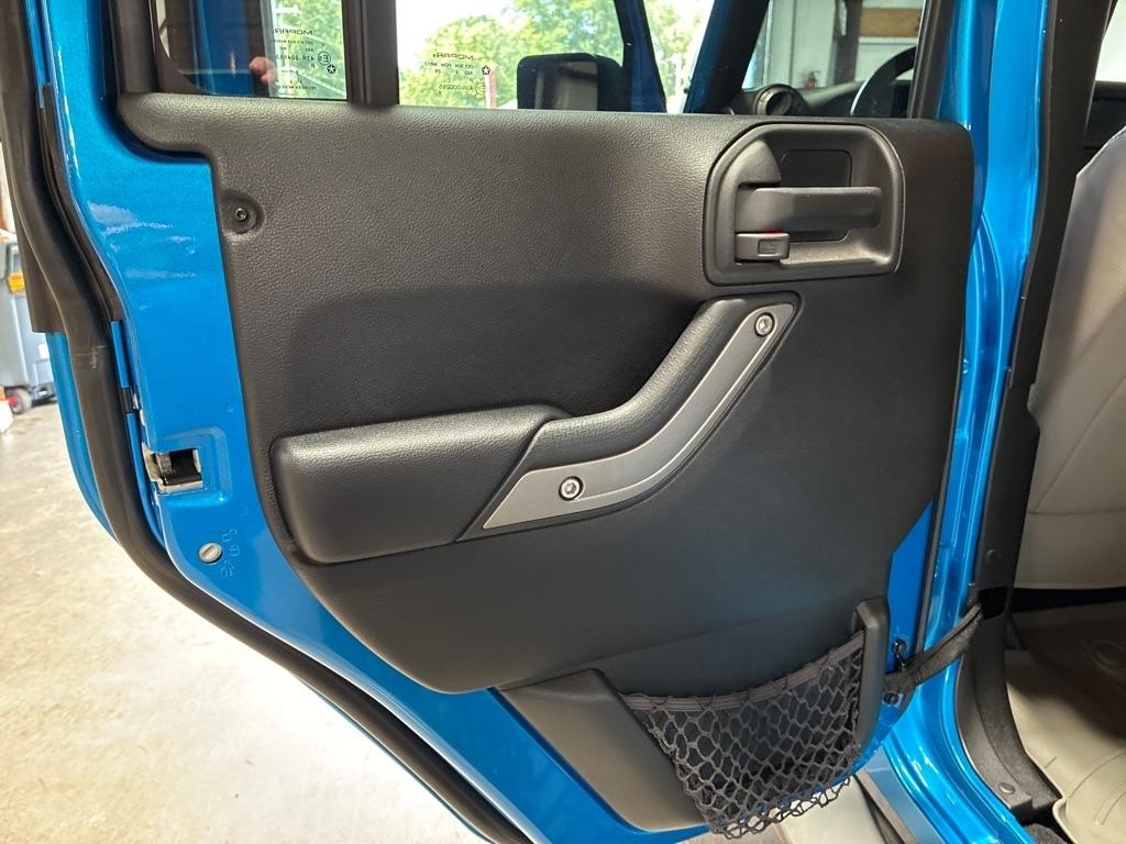 Jeep Wrangler Unlimited 4WD 4dr Sport 2015