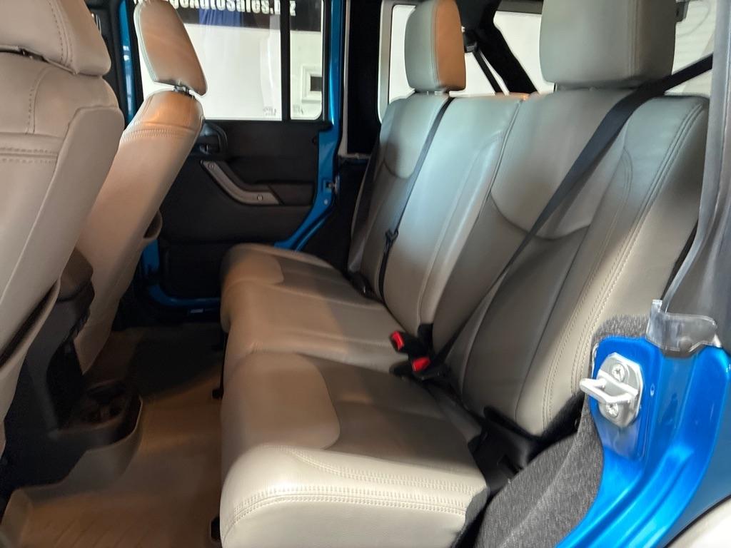 Jeep Wrangler Unlimited 4WD 4dr Sport 2015