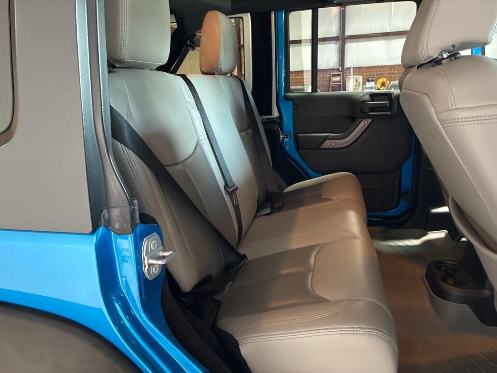 Jeep Wrangler Unlimited 4WD 4dr Sport 2015