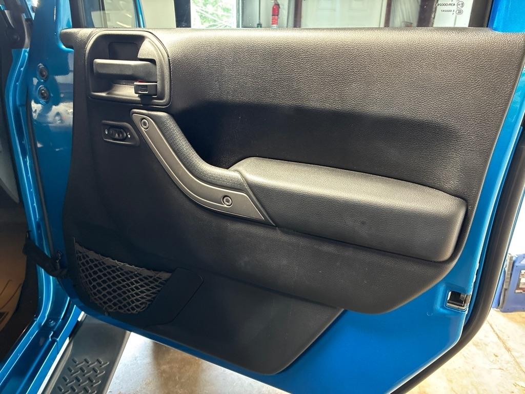 Jeep Wrangler Unlimited 4WD 4dr Sport 2015