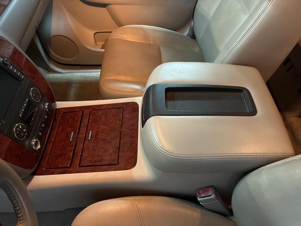 Chevrolet Tahoe 4WD 4dr 1500 LTZ 2010
