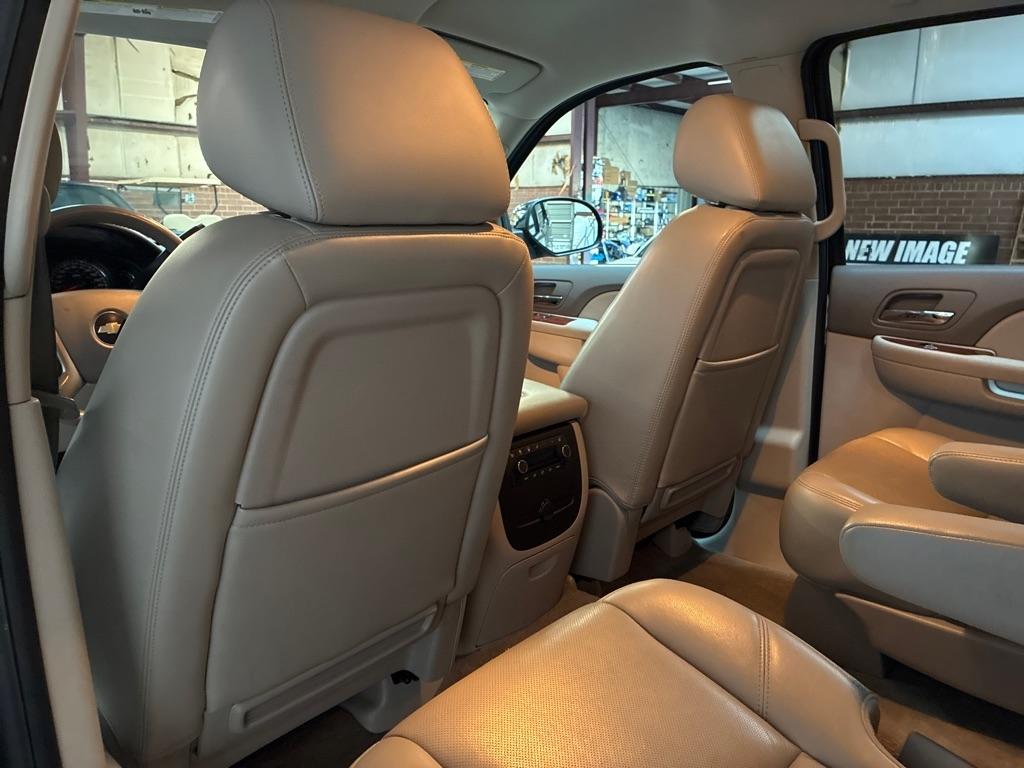 Chevrolet Tahoe 4WD 4dr 1500 LTZ 2010