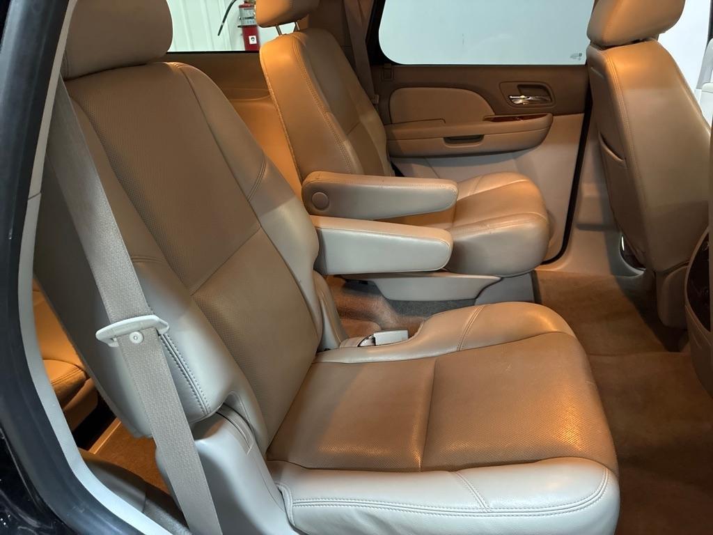Chevrolet Tahoe 4WD 4dr 1500 LTZ 2010