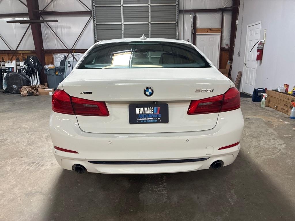 BMW 5 Series 530i xDrive Sedan 2019