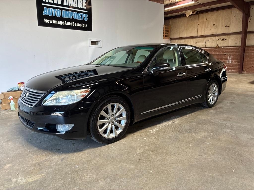 Lexus LS 460 4dr Sdn RWD 2012