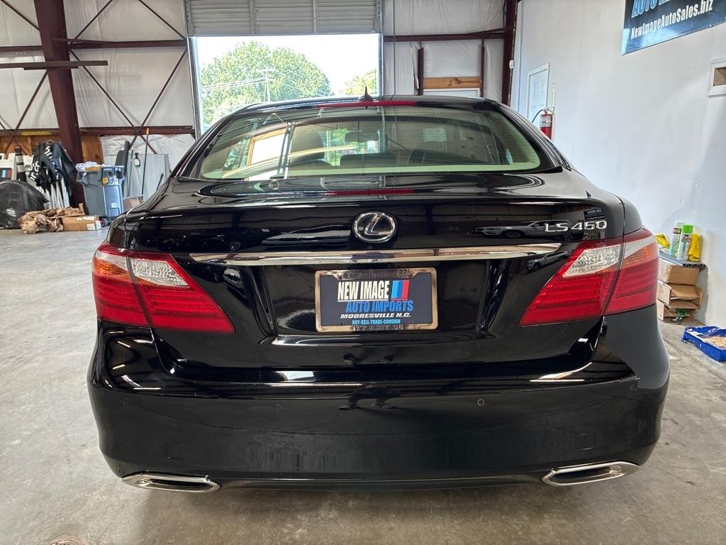 Lexus LS 460 4dr Sdn RWD 2012