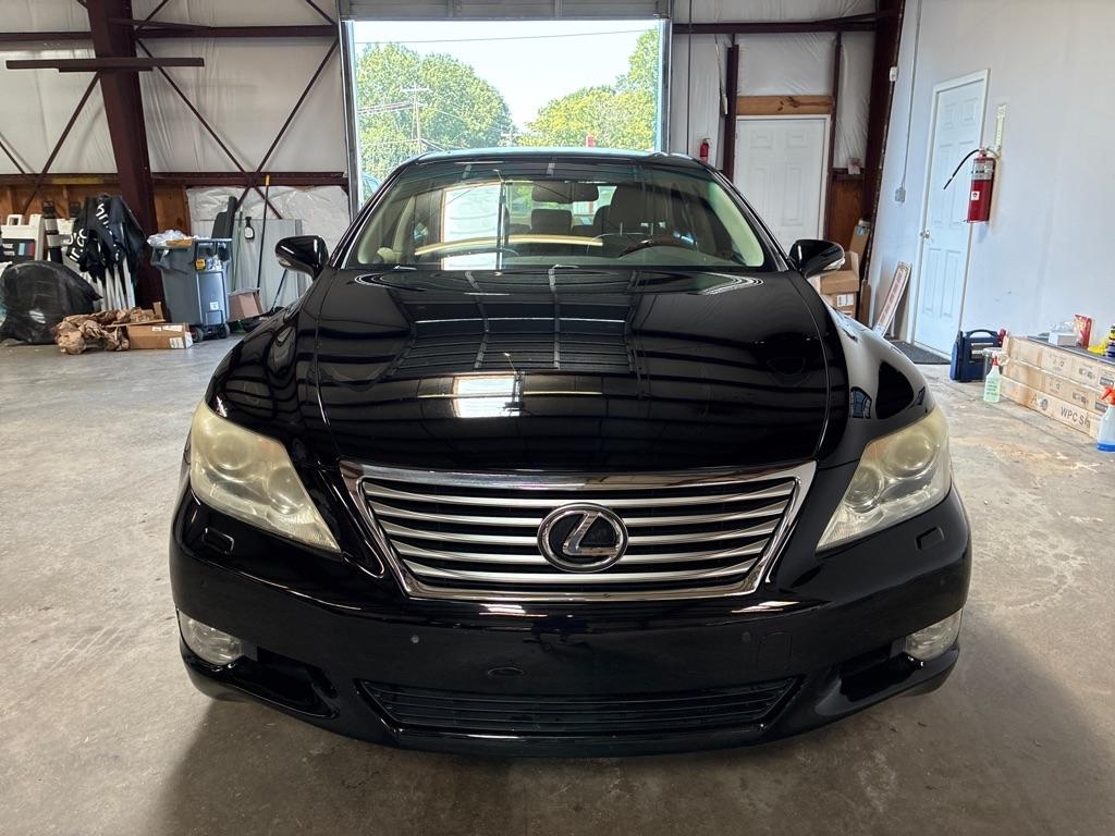 Lexus LS 460 4dr Sdn RWD 2012