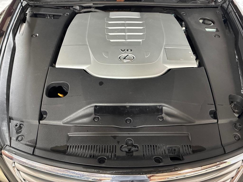Lexus LS 460 4dr Sdn RWD 2012