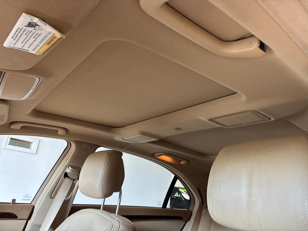 Mercedes-Benz S-Class 4dr Sdn S 550 RWD 2011