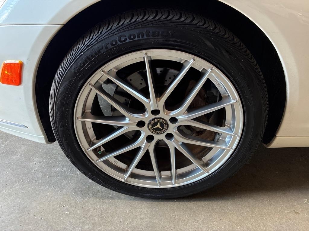 Mercedes-Benz S-Class 4dr Sdn S 550 RWD 2011