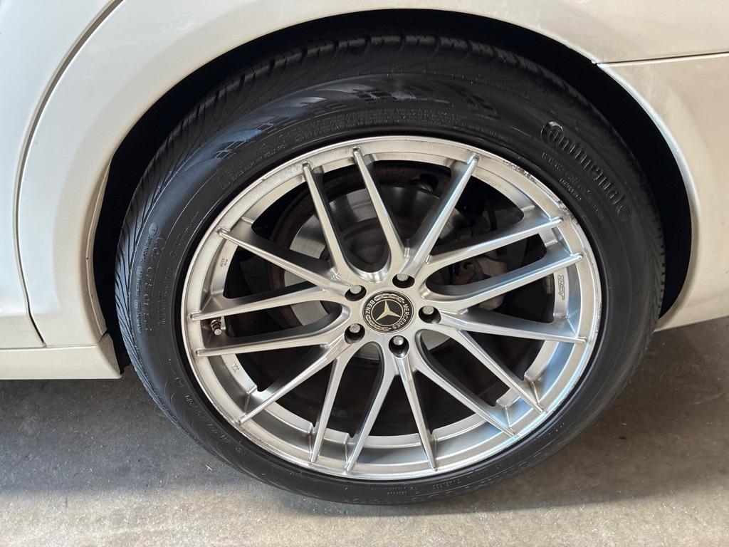 Mercedes-Benz S-Class 4dr Sdn S 550 RWD 2011