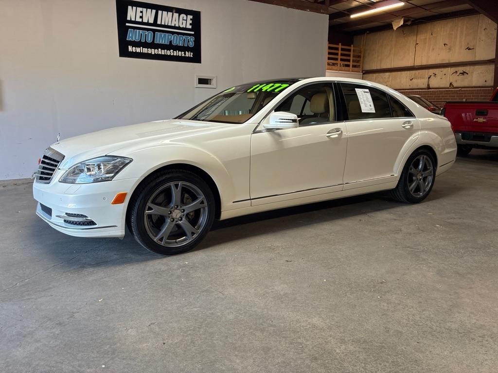 Mercedes-Benz S-Class 4dr Sdn S 550 RWD 2011
