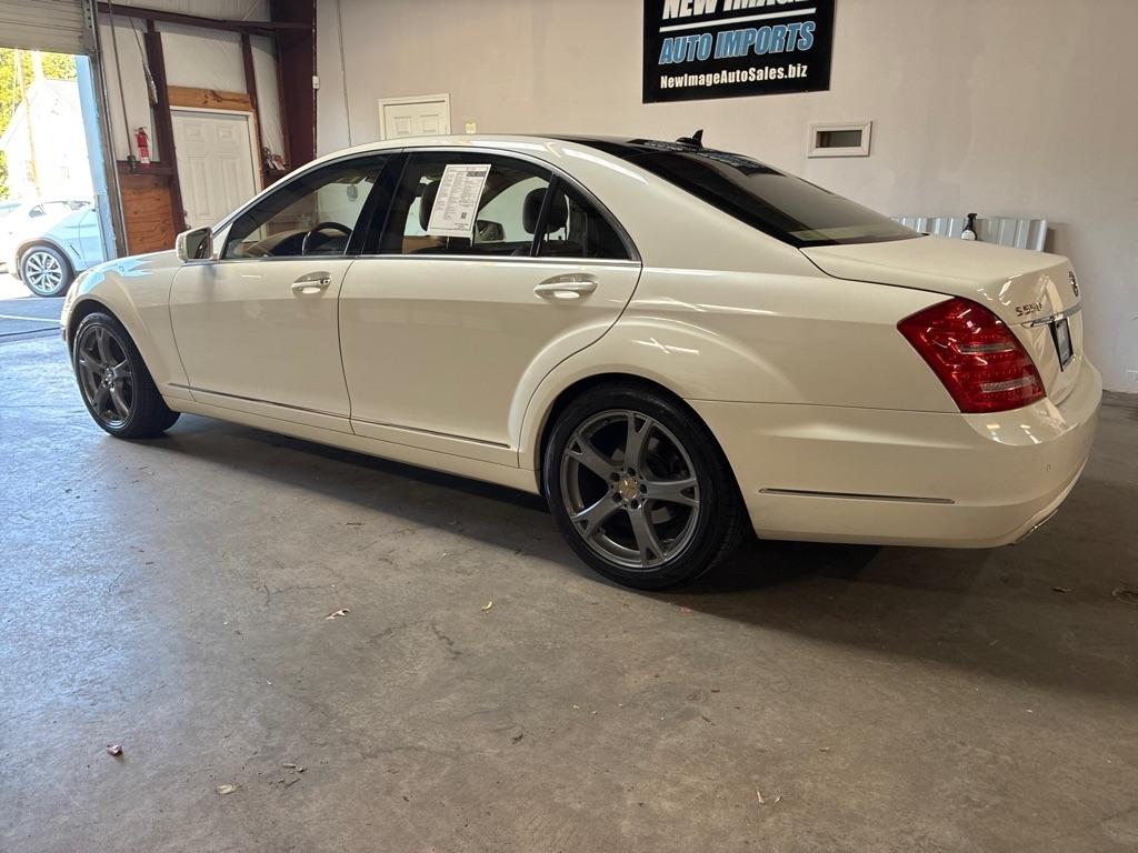 Mercedes-Benz S-Class 4dr Sdn S 550 RWD 2011