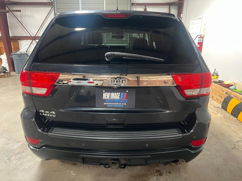 Jeep Grand Cherokee 4WD 4dr Laredo 2012
