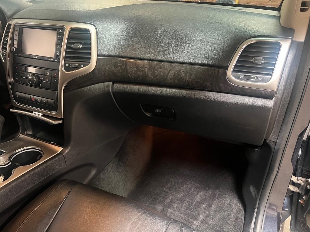 Jeep Grand Cherokee 4WD 4dr Laredo 2012