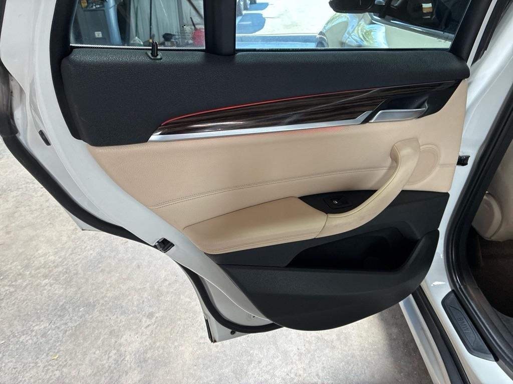 BMW X1 xDrive28i Sports Activity Vehicle 2017