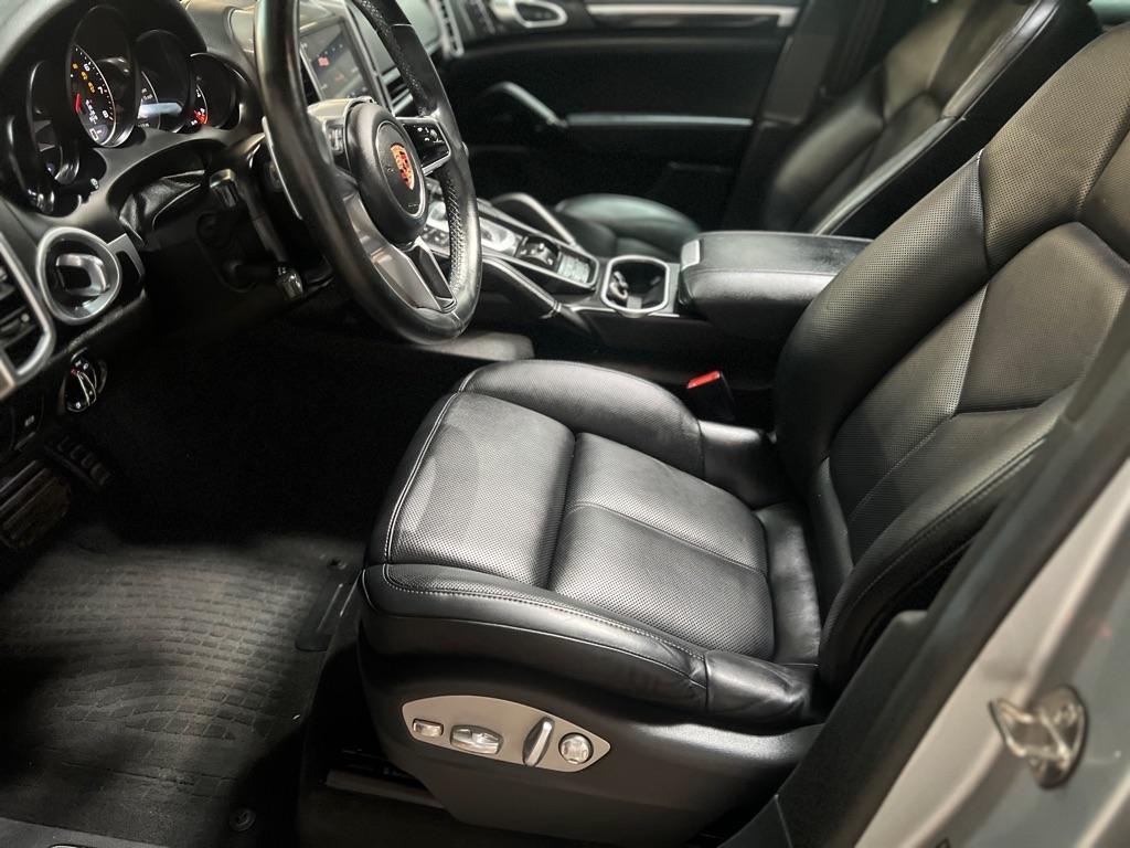 Porsche Cayenne AWD 2017