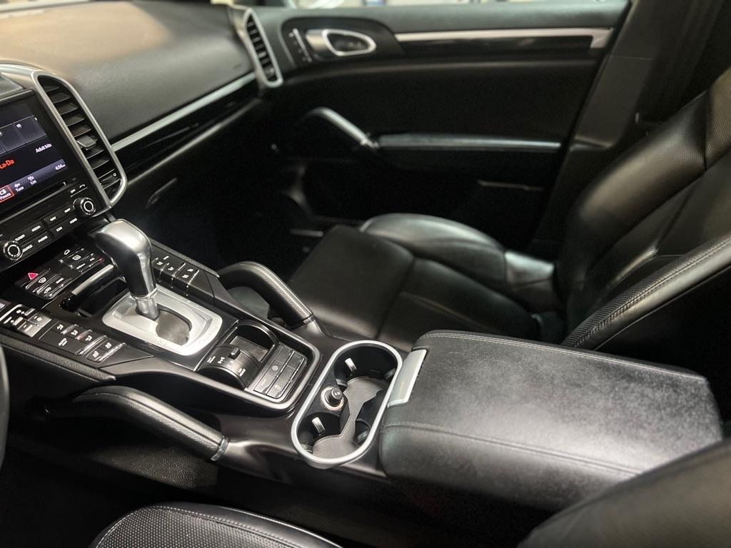 Porsche Cayenne AWD 2017
